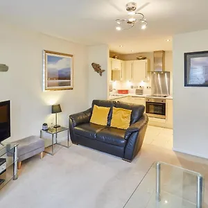  Apartment Host & - The Eskape United Kingdom