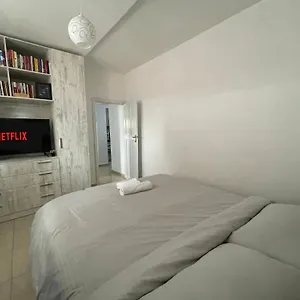  Apartment After U.s. Embassy In